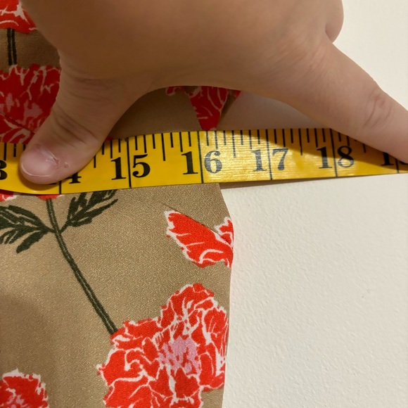 Banana Republic Floral Print Tailored Romper Size 4 Brown/Tan Red/Pink Flowers - Picture 8 of 9